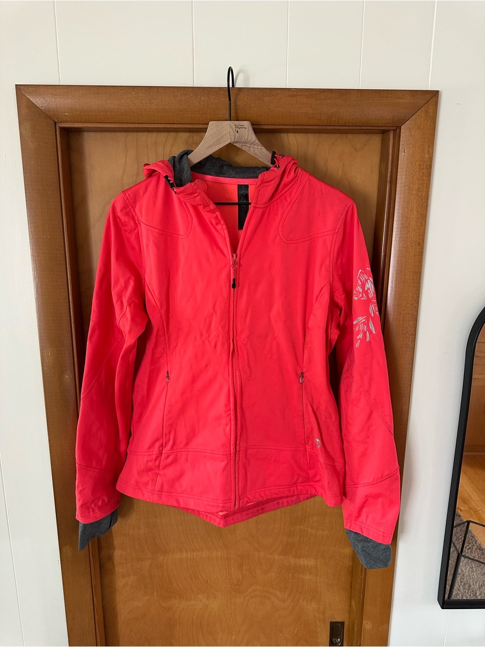 Women's Coral Hooded Softshell Jacket